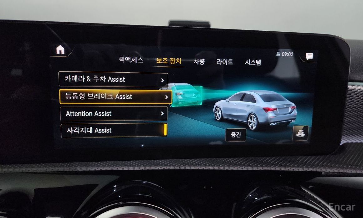 A-Class W177A250 4MATIC SEDAN 18