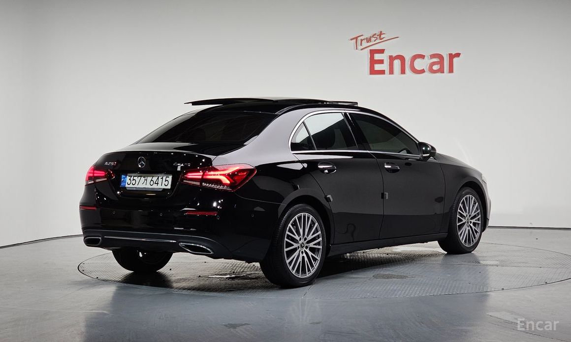Mercedes-Benz A-Class W177A250 4MATIC SEDAN №3