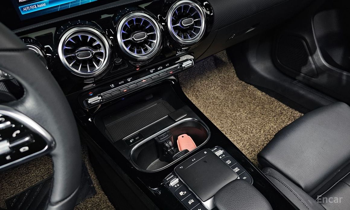Mercedes-Benz A-Class W177A250 4MATIC SEDAN №19