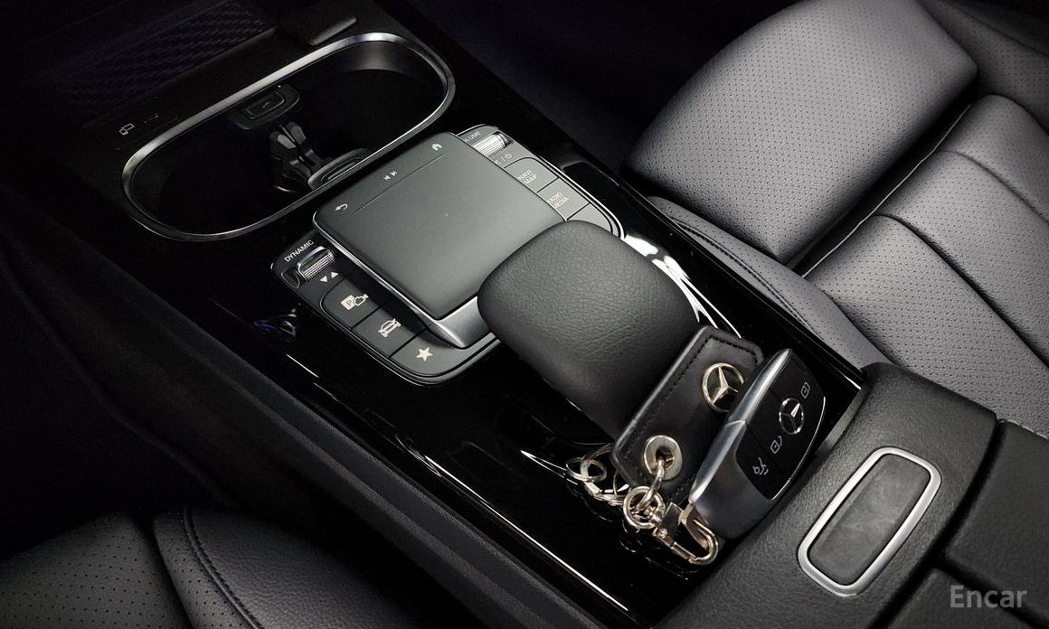 A-Class W177A250 4MATIC SEDAN 10