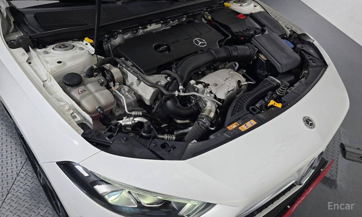 A-Class W177A250 4MATIC SEDAN 7