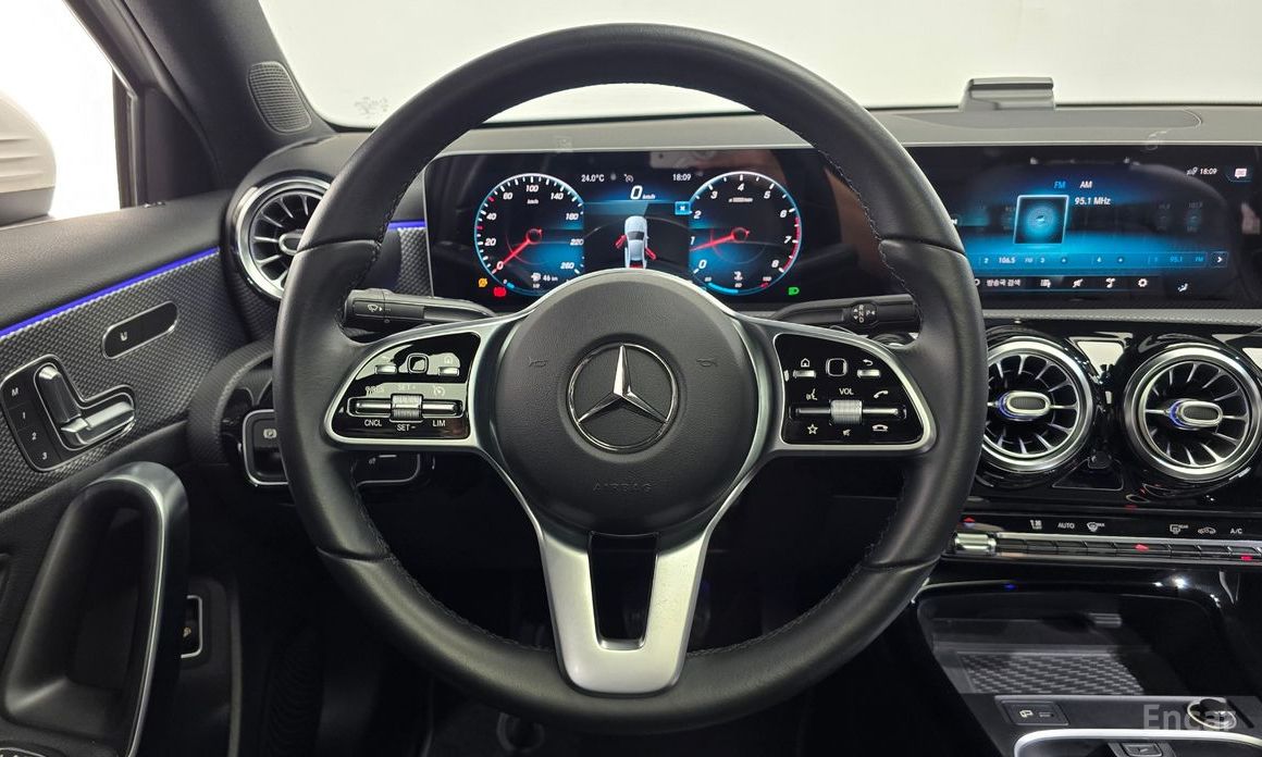 A-Class W177A250 4MATIC SEDAN 14