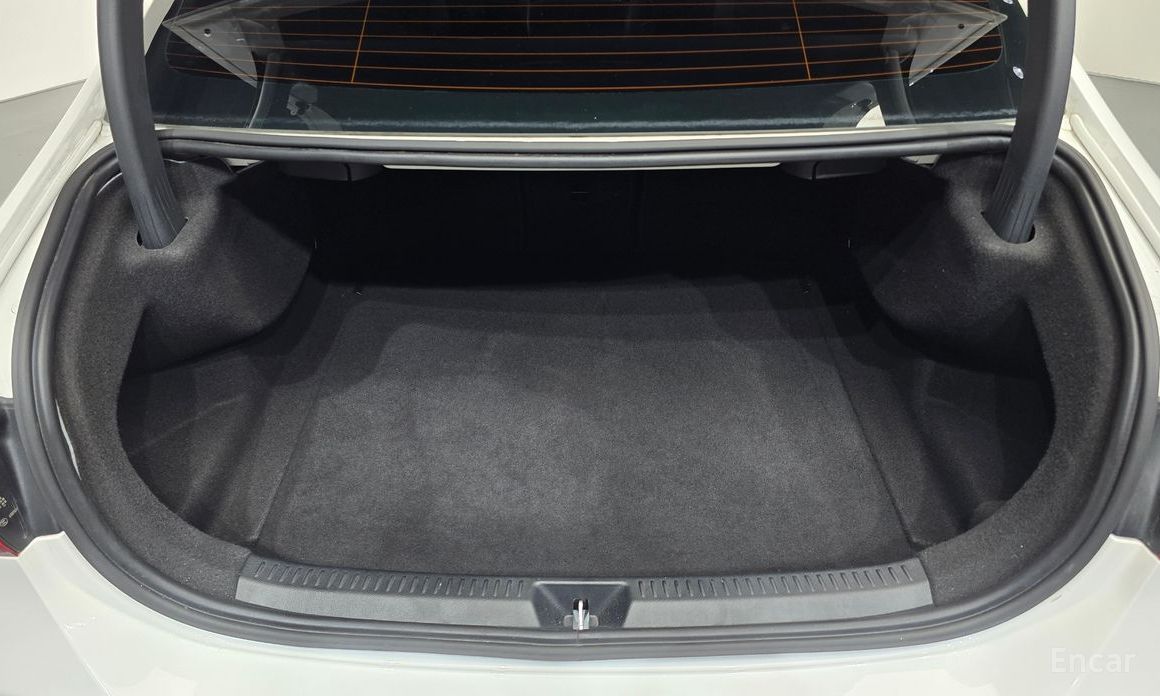 A-Class W177A250 4MATIC SEDAN 21