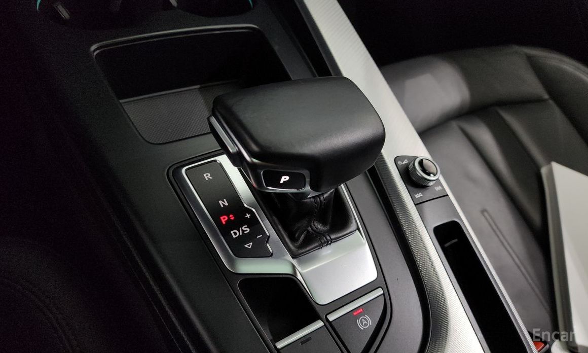 A4 (B9)40 TFSI 10