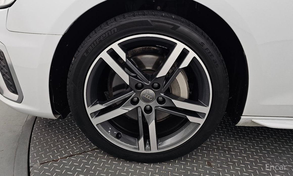 A4 (B9) 40 TDI Quattro Premium 6
