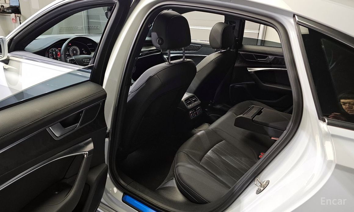 A6 (C8)40 TDI Premium 12