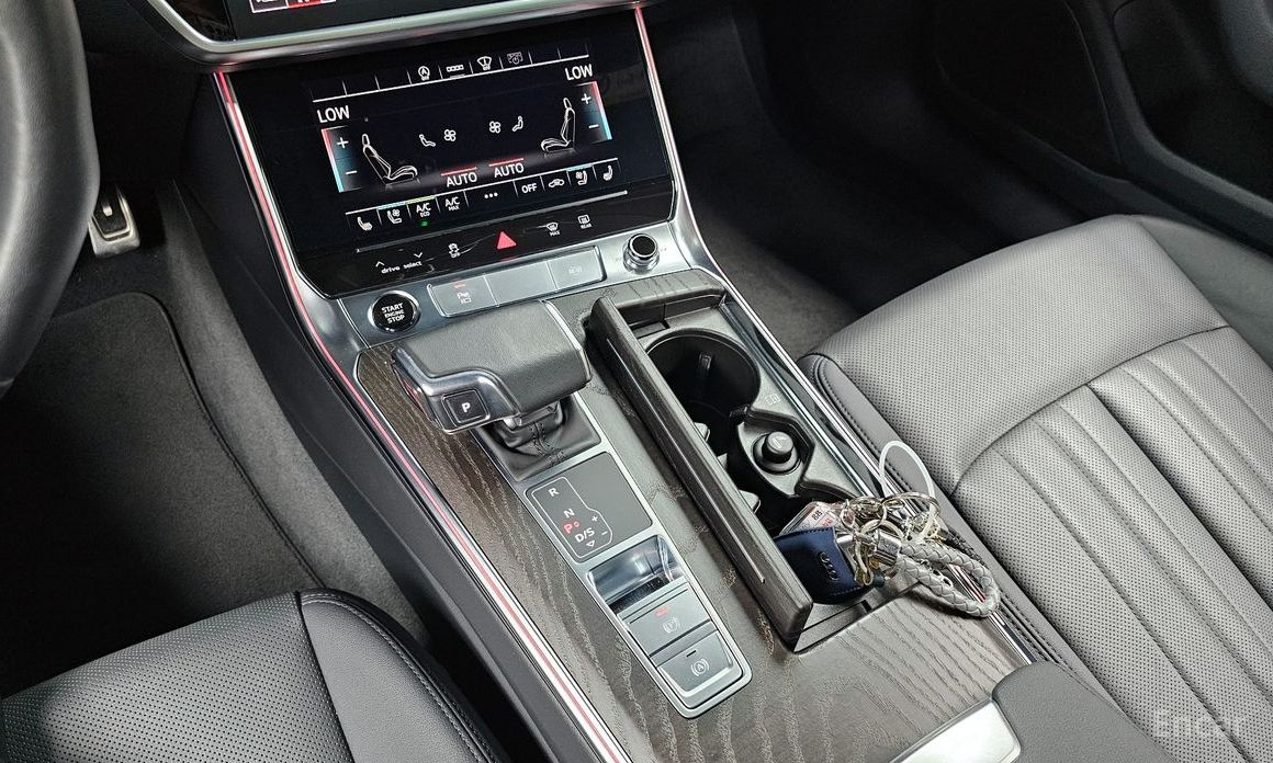 A6 (C8)45 TFSI Premium 10