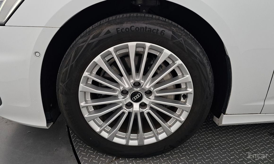 A6 (C8)45 TFSI Premium 6