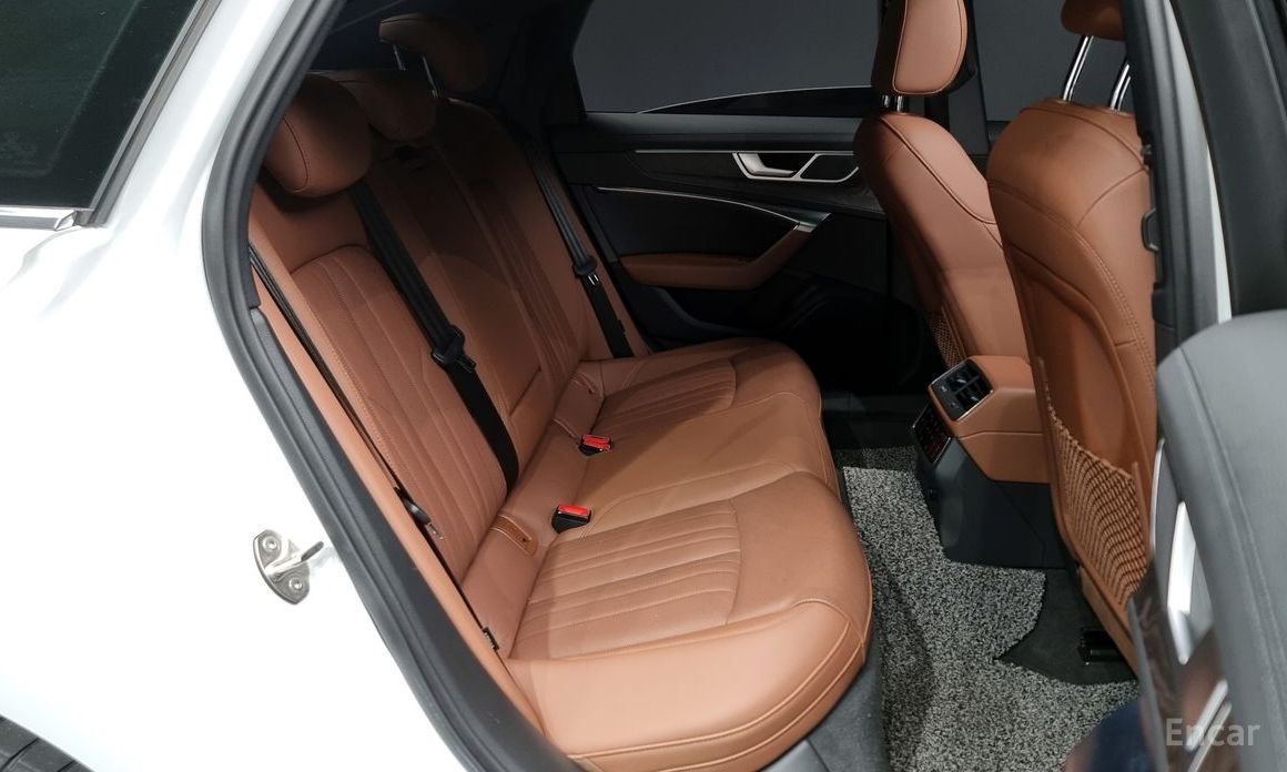 A6 (C8)45 TFSI Premium 13