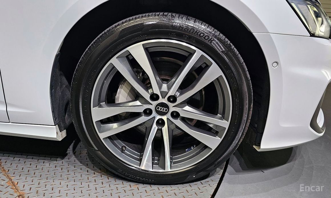 A6 (C8)45 TFSI Premium 6