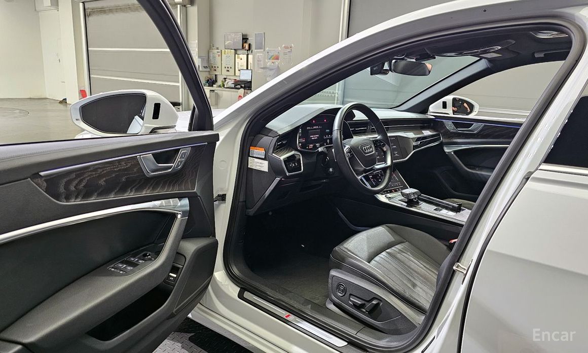 A6 (C8)45 TFSI Premium 11