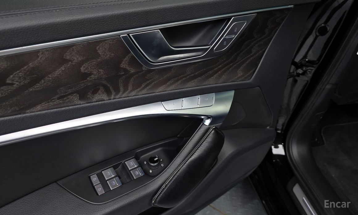A6 (C8)45 TFSI Premium 12