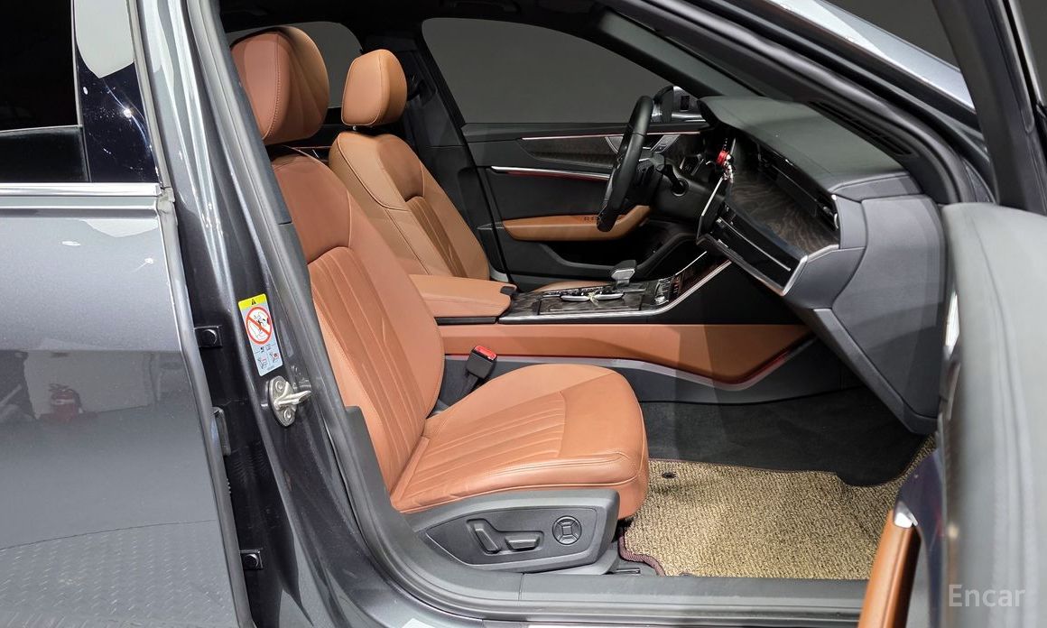 A6 (C8)45 TFSI Premium 12