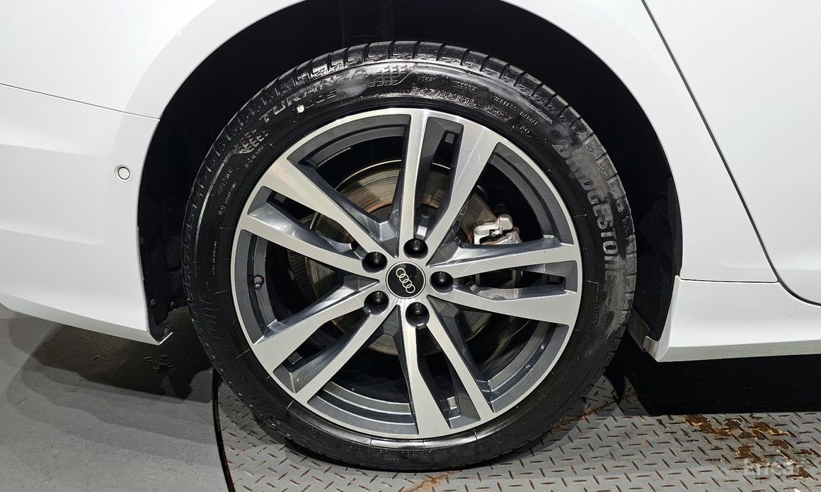 A6 (C8)45 TFSI Premium 6