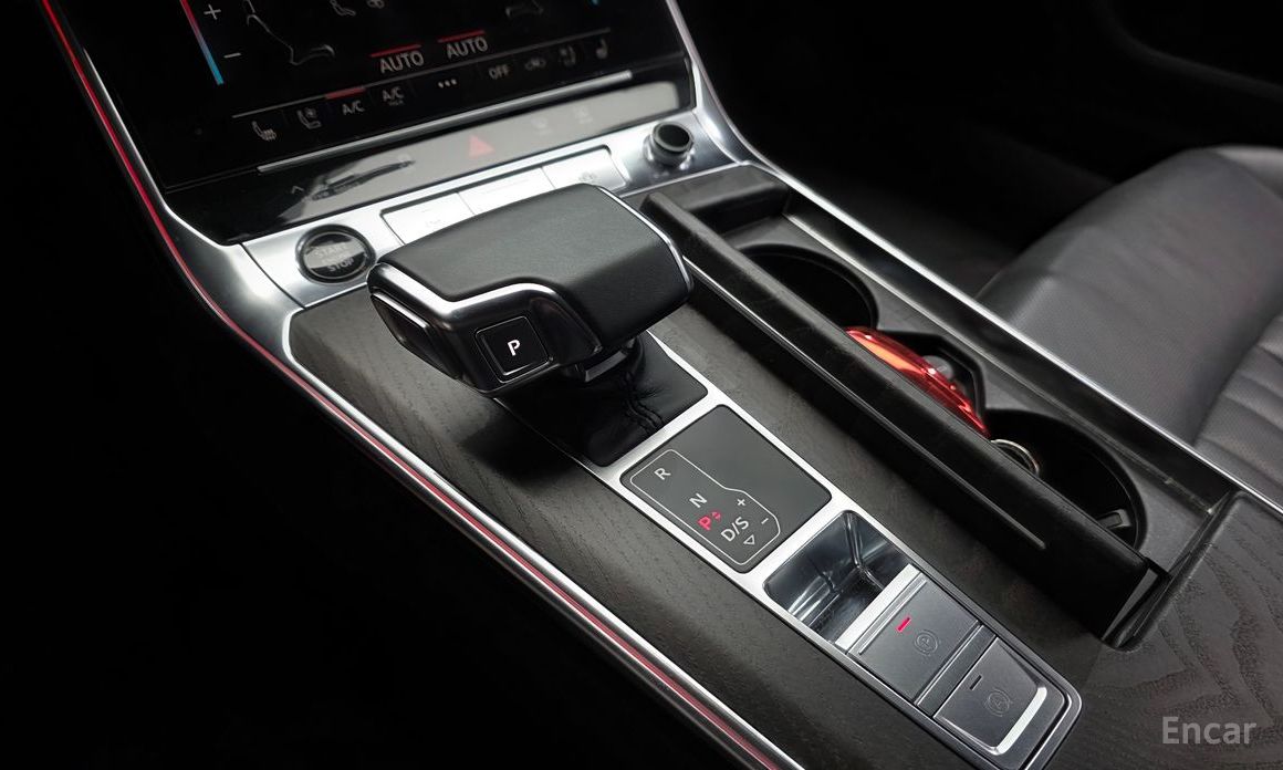 A6 (C8)45 TFSI Premium 9