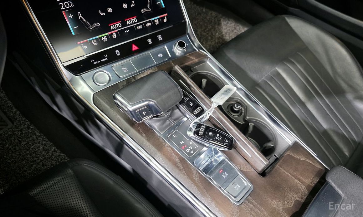 A6 (C8)45 TFSI Premium 10