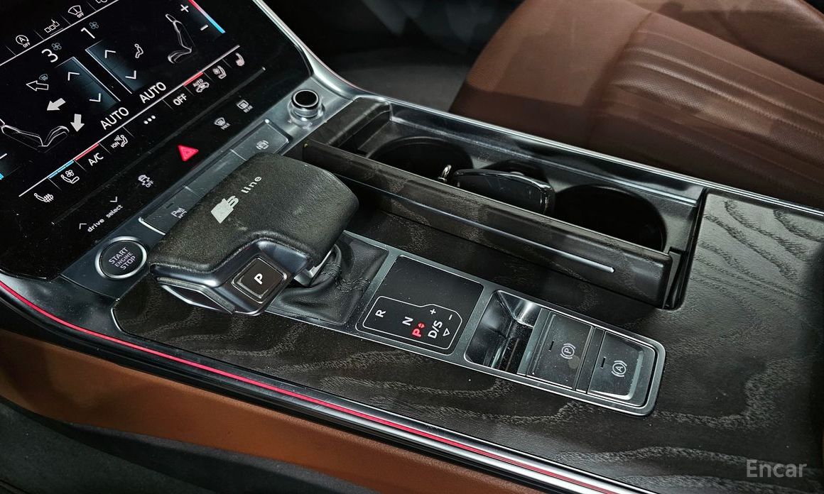 A6 (C8)45 TFSI Premium 10