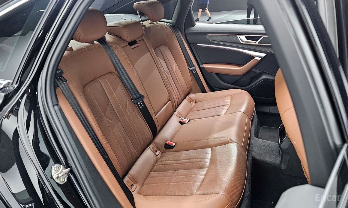 A6 (C8)45 TFSI Premium 13