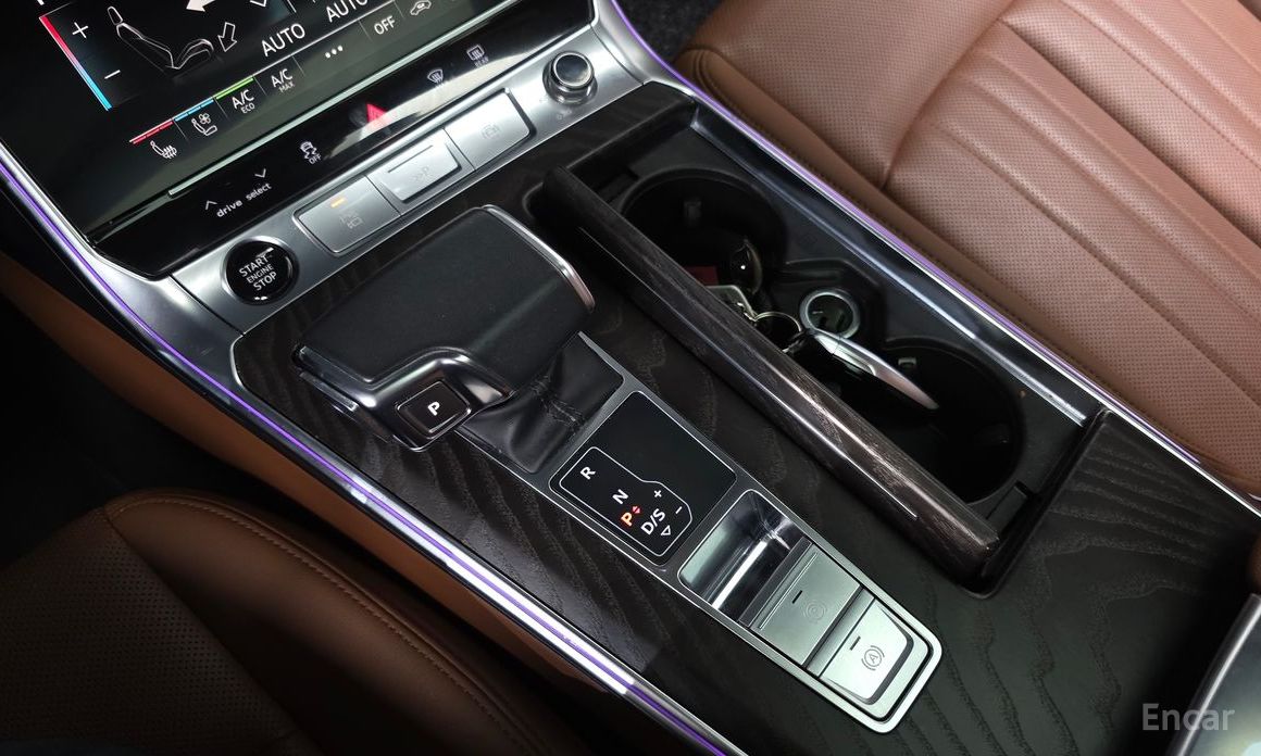 A6 (C8)45 TFSI Premium 9