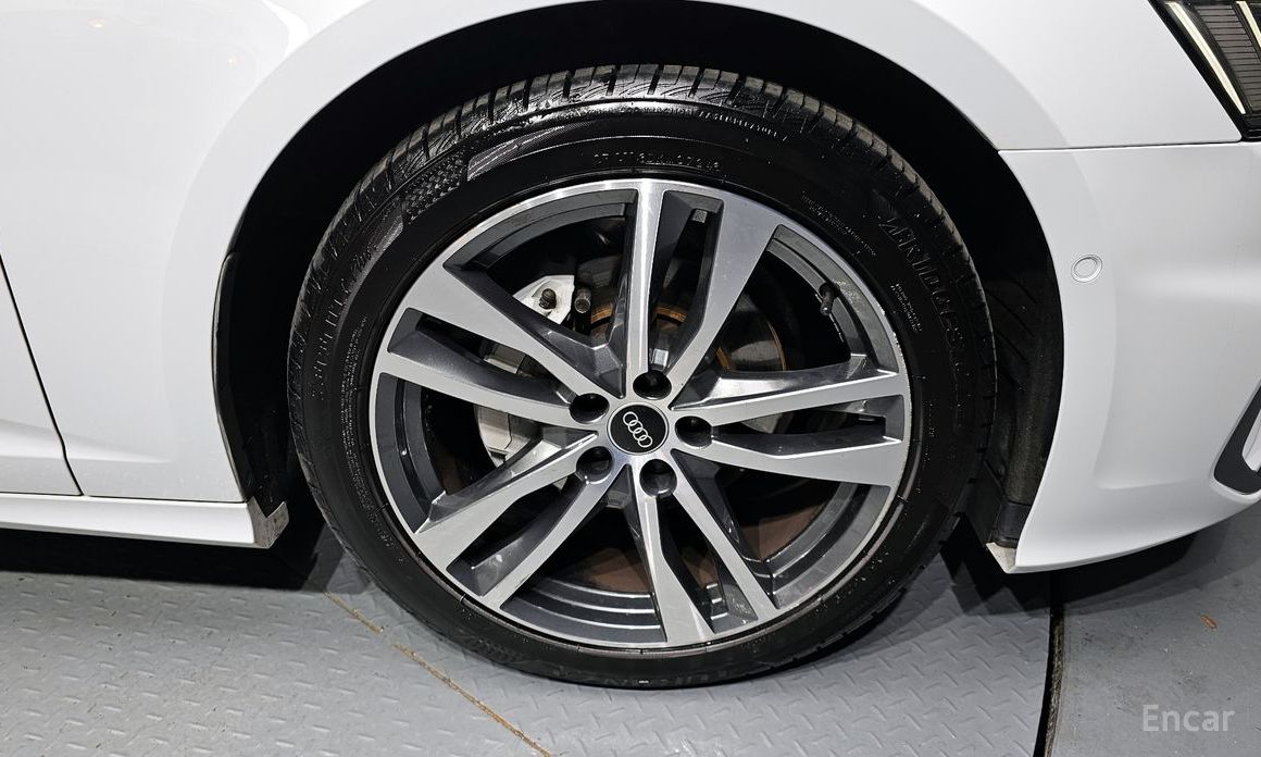Audi A6 (C8) 40 TDI Quattro Premium №6