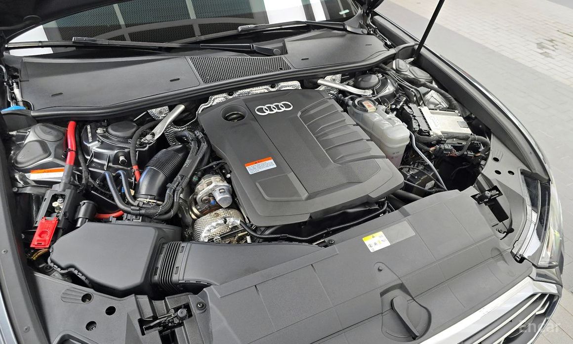 Audi A6 (C8) 40 TDI Quattro Premium №7