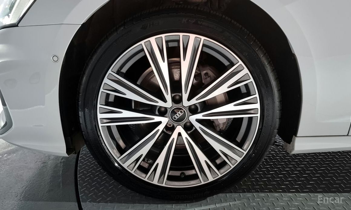 Audi A6 (C8) 45 TDI Quattro Premium №6