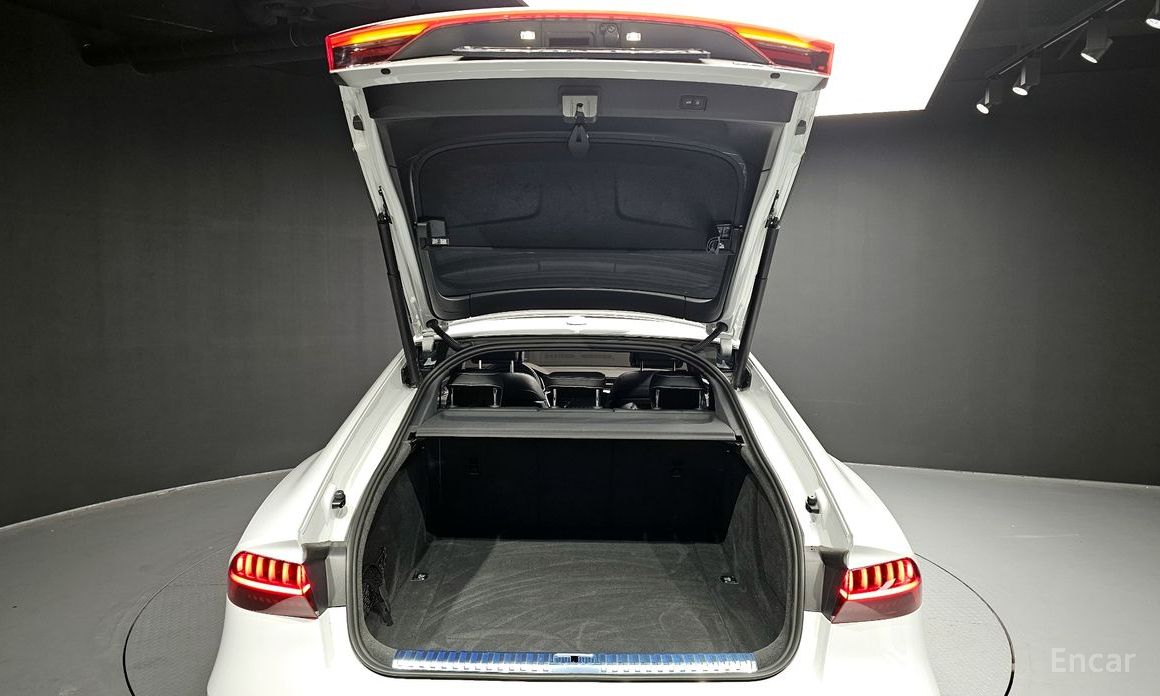 A7 (4K)55 TFSI Quattro Premium 21