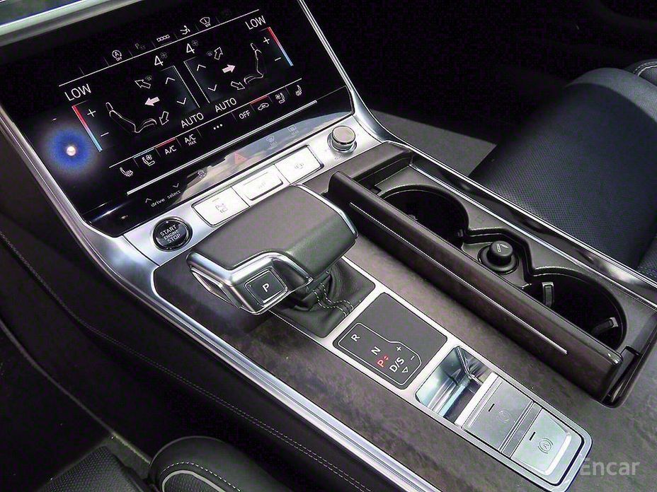 A7 (4K)55 TFSI Quattro Premium 10