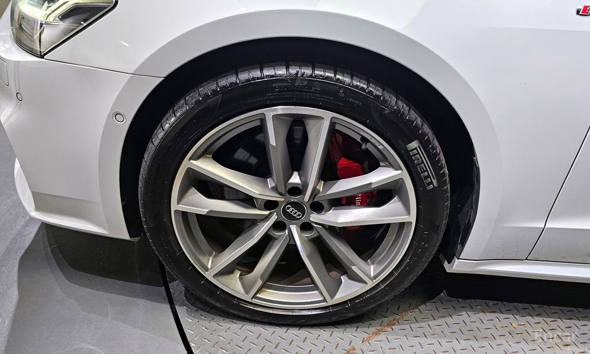A7 (4K)55 TFSI Quattro Premium 6