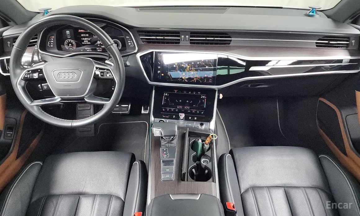 A7 (4K)55 TFSI Quattro Premium 8