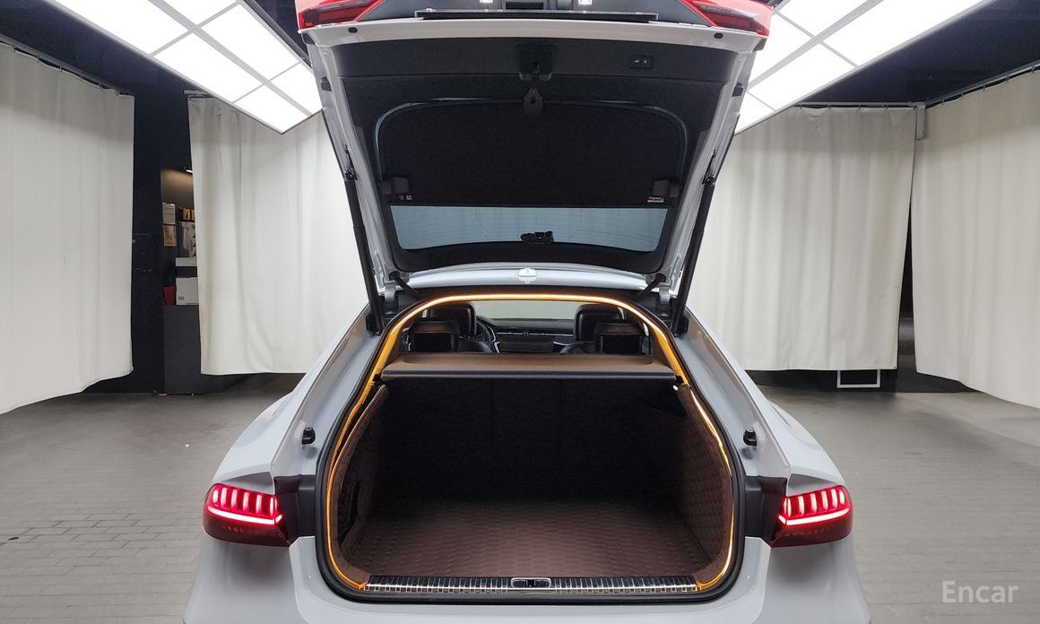 A7 (4K)55 TFSI Quattro Premium 21