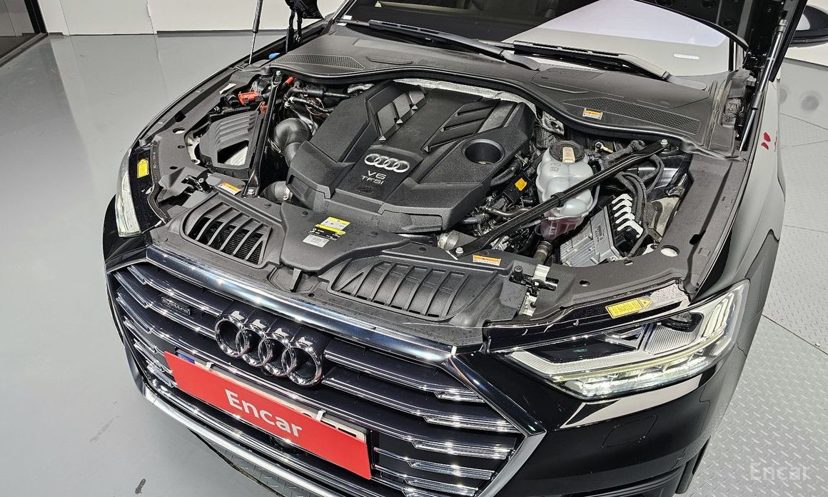 A8 (D5) 55 TFSI Quattro LWB 7