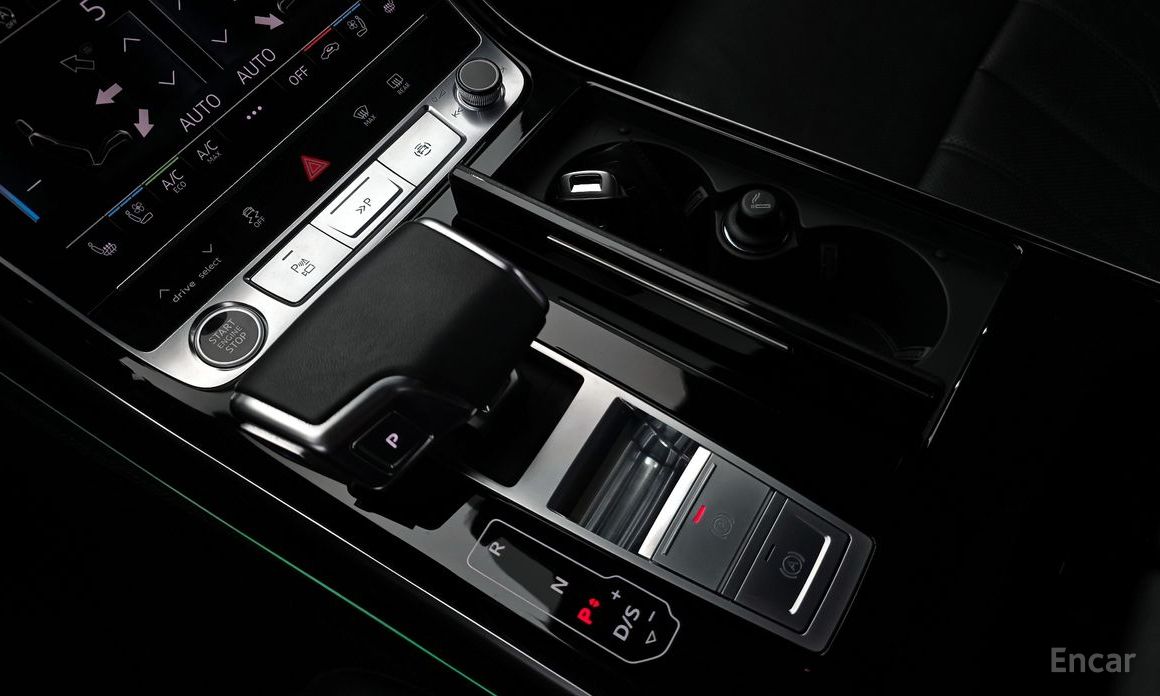 A8 (D5) 55 TFSI Quattro LWB 10