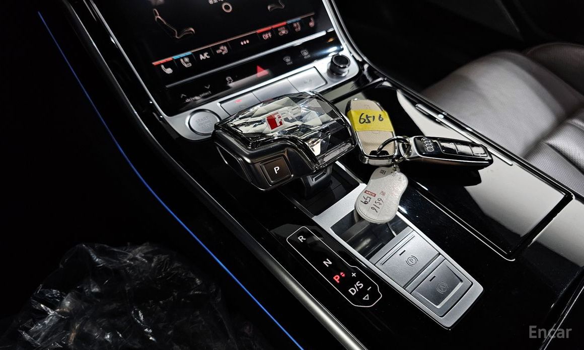 Audi A8 (D5) 55 TFSI Quattro LWB №10