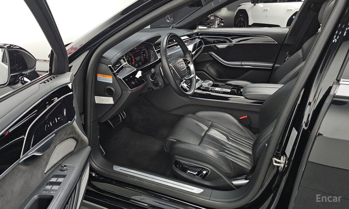 A8 (D5) 55 TFSI Quattro LWB 12