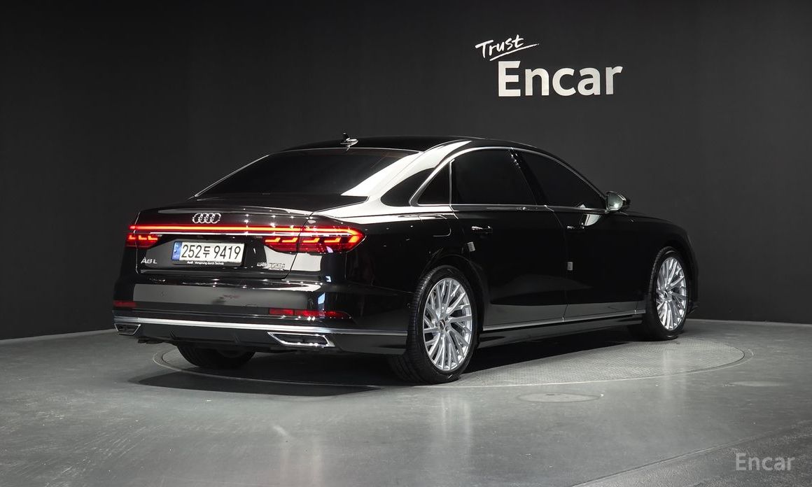 Audi A8 (D5) 55 TFSI Quattro LWB №3