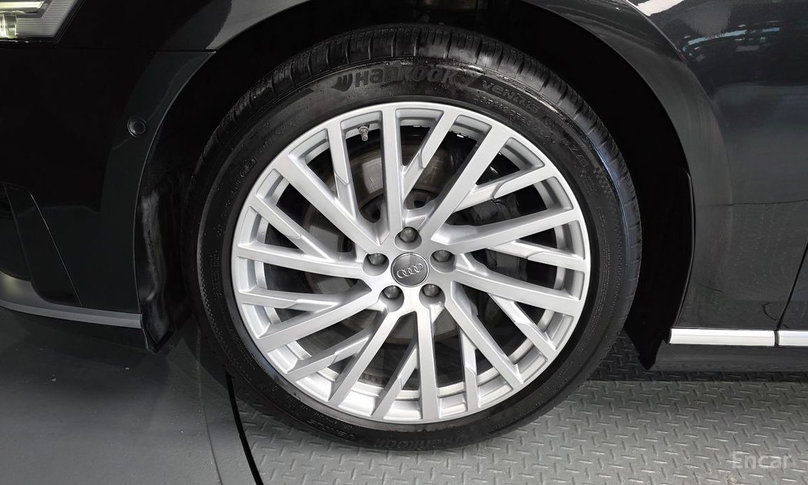 Audi A8 (D5) 55 TFSI Quattro LWB №6