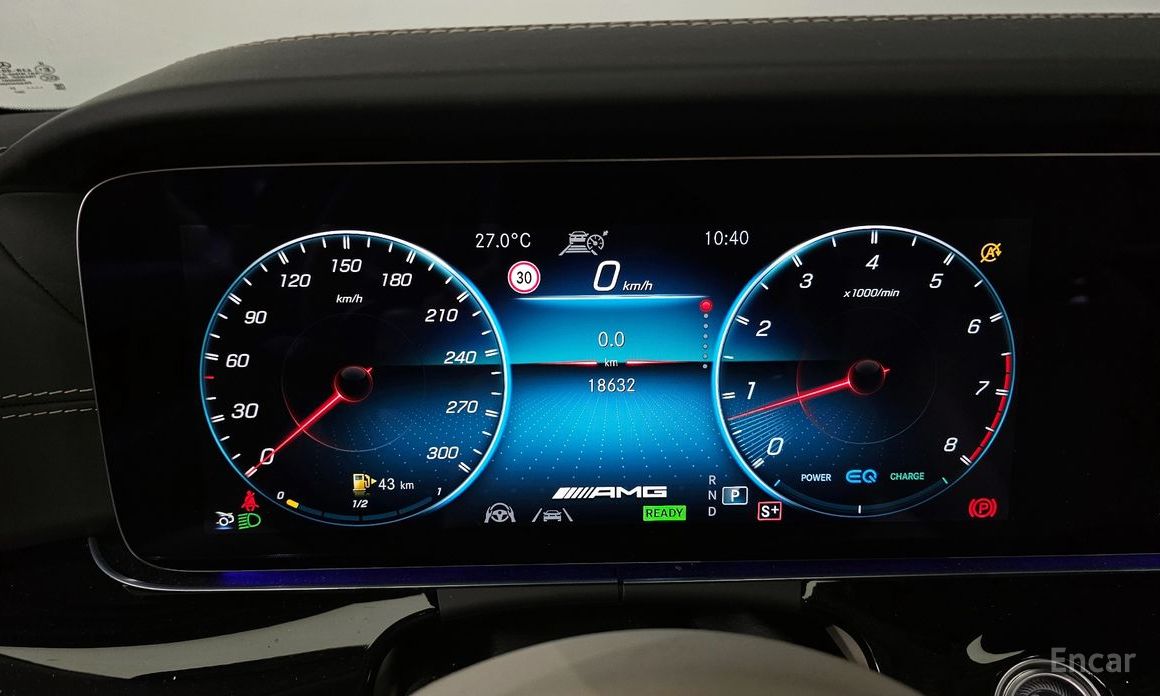 AMG GT4 DOOR 43 4MATIC+ 9