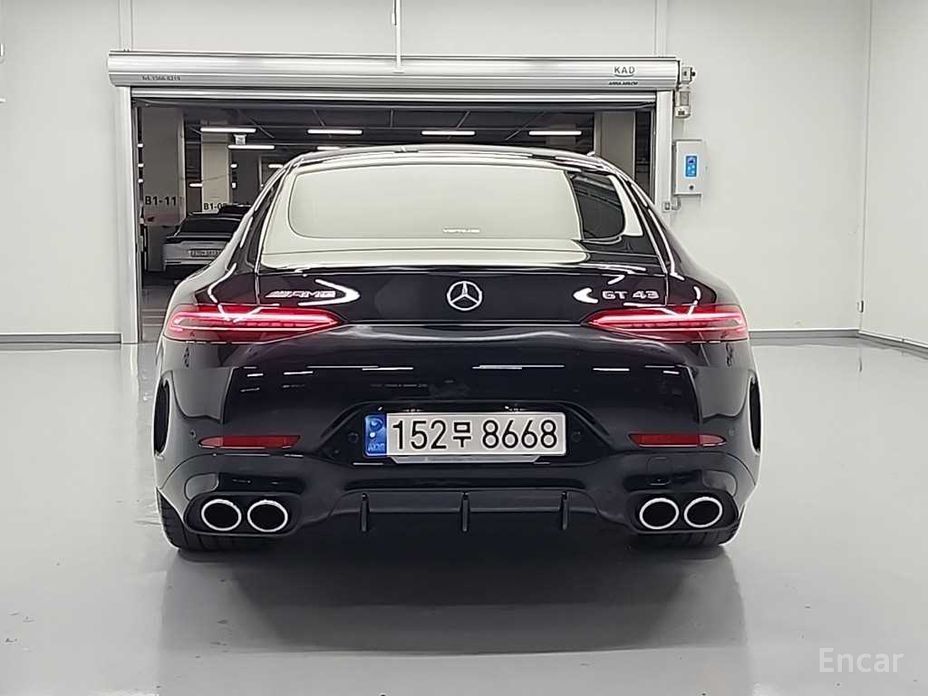 AMG GT4 Door 43 4MATIC+ Dynamic 4