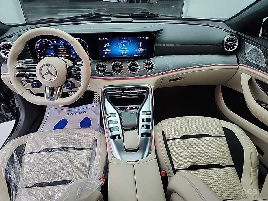 AMG GT4 Door 43 4MATIC+ Dynamic 8