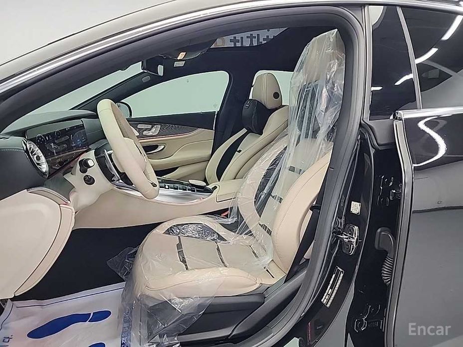 AMG GT4 Door 43 4MATIC+ Dynamic 12