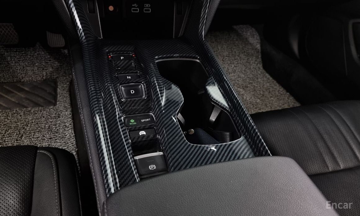 Honda Accord 10th Generation 2.0 Hybrid Touring №10