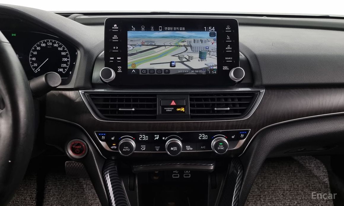 Honda Accord 10th Generation 2.0 Hybrid Touring №15
