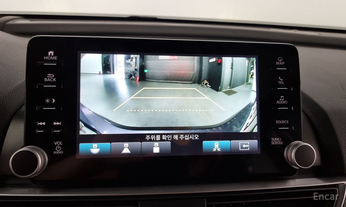 Honda Accord 10th Generation 2.0 Hybrid Touring №16