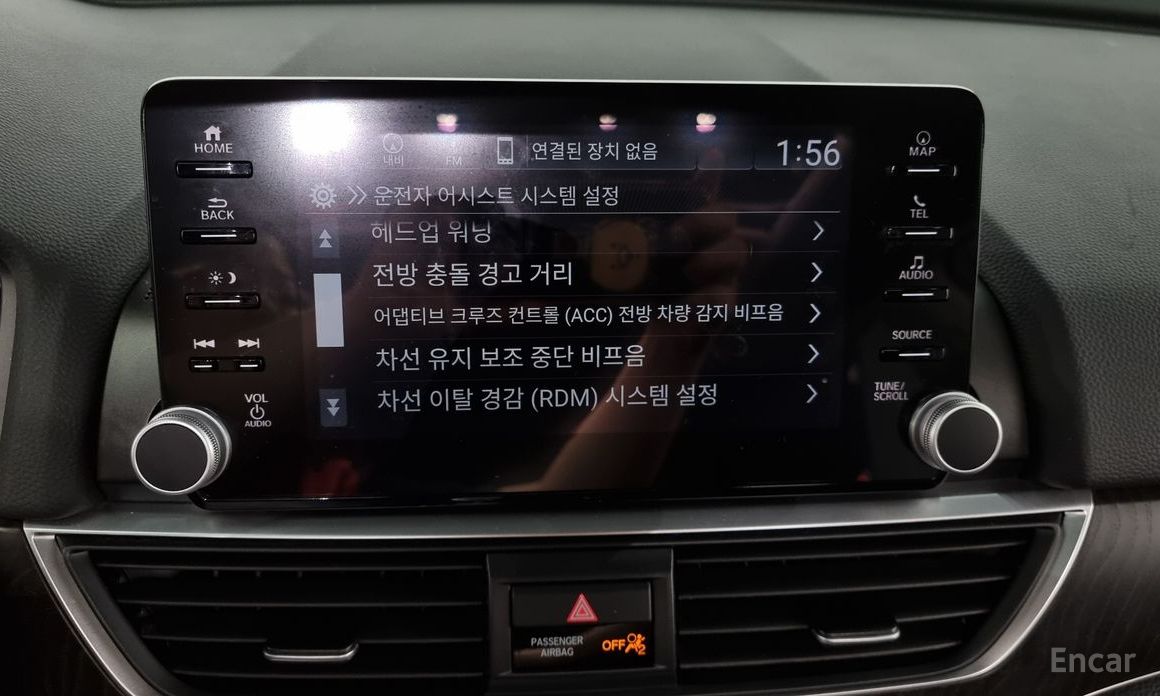 Honda Accord 10th Generation 2.0 Hybrid Touring №17