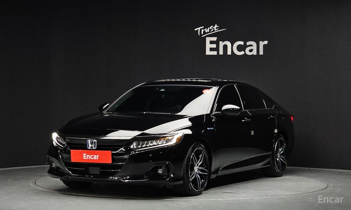 Honda Accord 10th Generation 2.0 Hybrid Touring №2