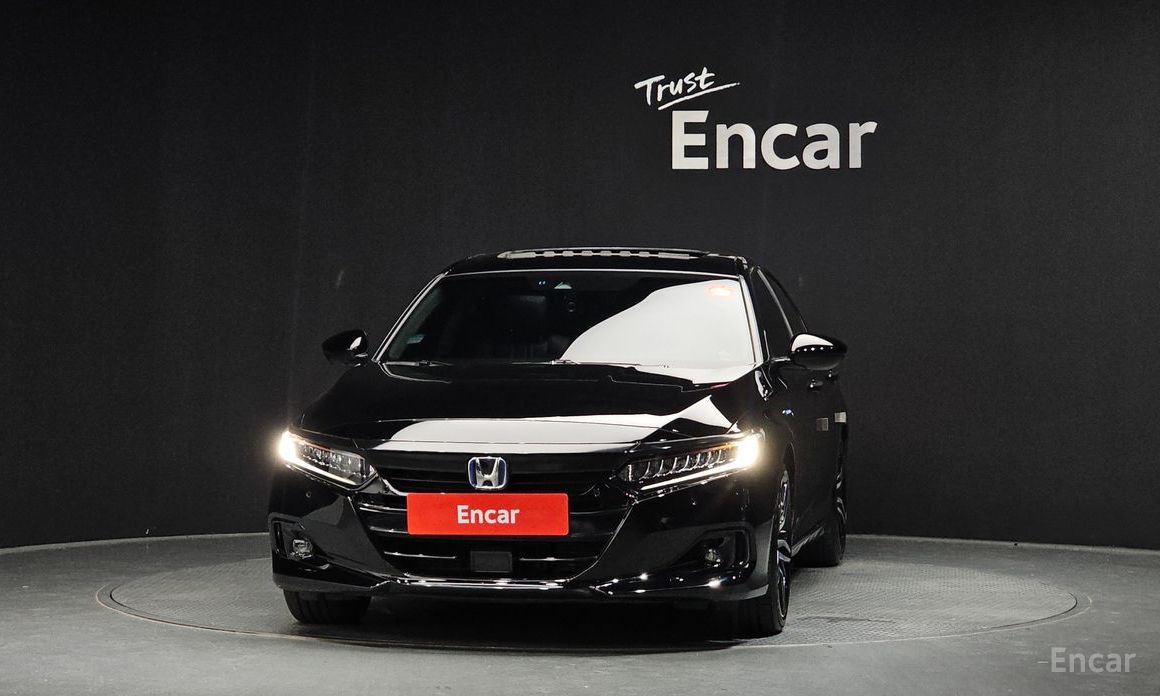 Honda Accord 10th Generation 2.0 Hybrid Touring №4