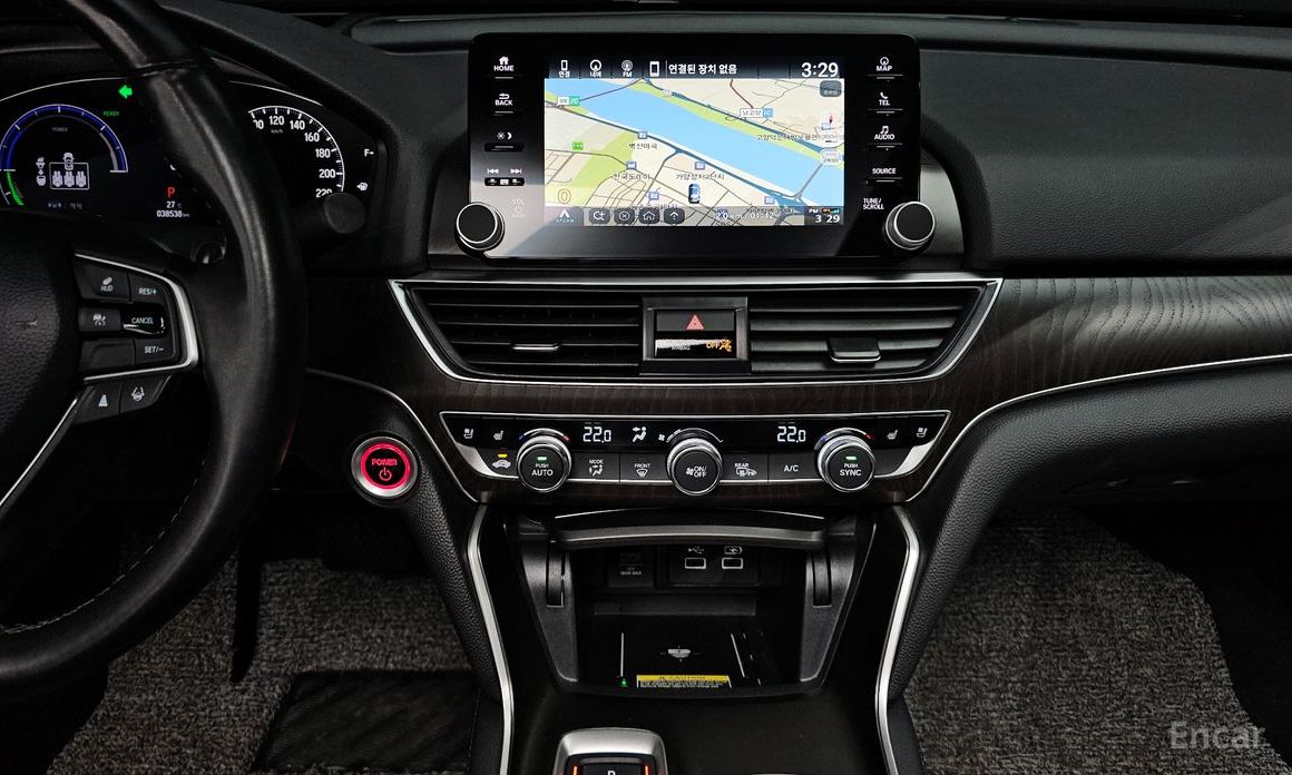 Honda Accord 10th Generation 2.0 Hybrid Touring №15