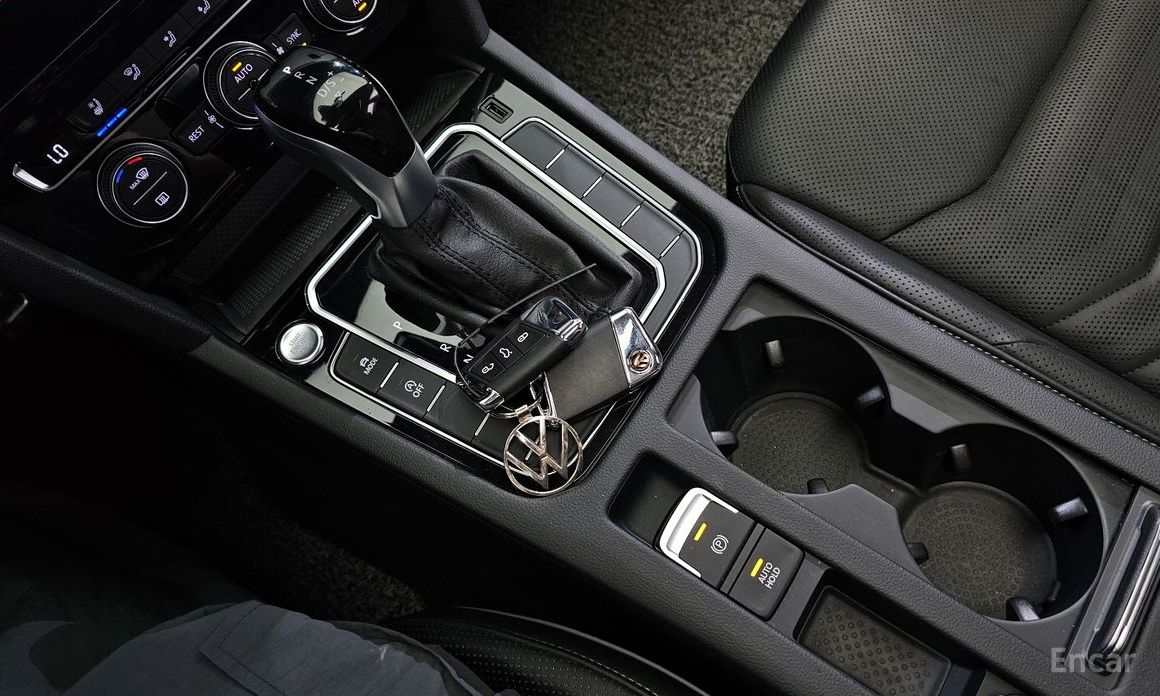 Atheon 2.0 TDI Premium 10