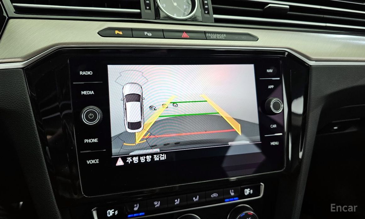 Atheon 2.0 TDI Premium 17